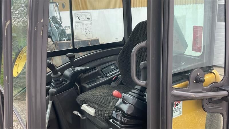 2017 Volvo EC18D mini excavator interior view 2017 Volvo EC18D mini excavator interior view