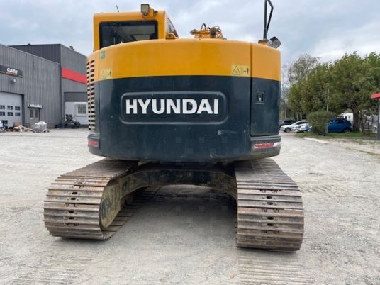2015 Hyundai R125LCRD-9A crawler excavator, rear view