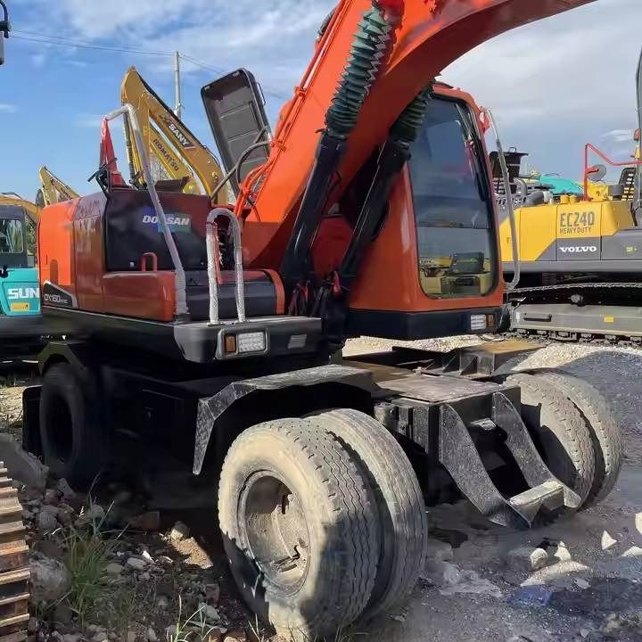 2023 Doosan DX150W-9C Wheel Excavator 2023 Doosan DX150W-9C Wheel Excavator