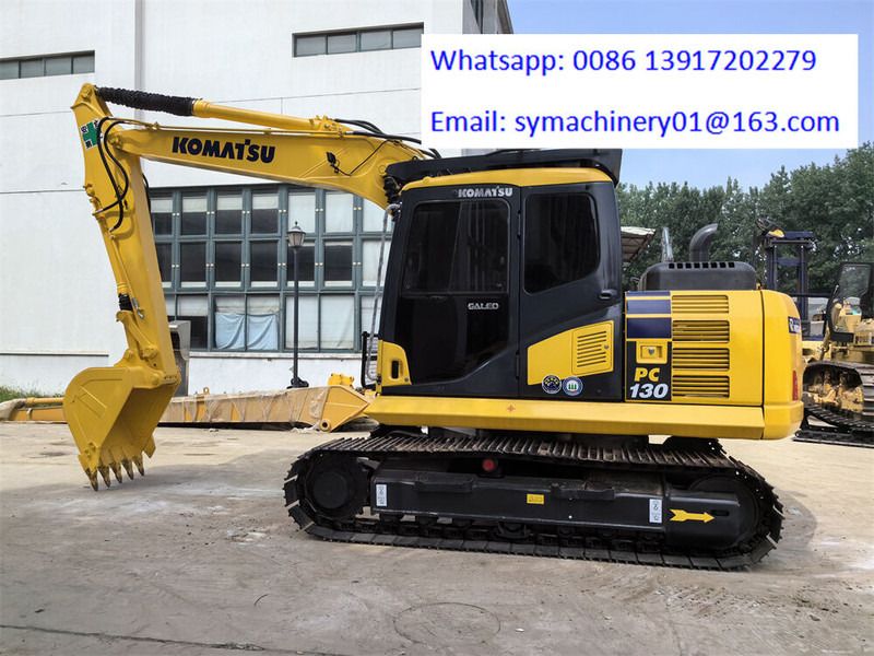 2024 Komatsu PC130 crawler excavator side view 2024 Komatsu PC130 crawler excavator side view