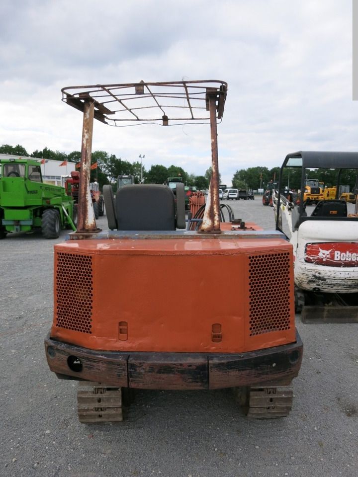 Hitachi EX26 mini excavator, rear view Hitachi EX26 mini excavator, rear view