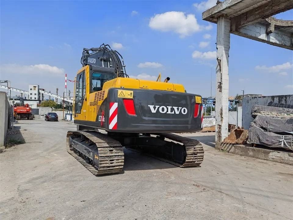 2018 Volvo EC210BLC excavator rear view 2018 Volvo EC210BLC excavator rear view