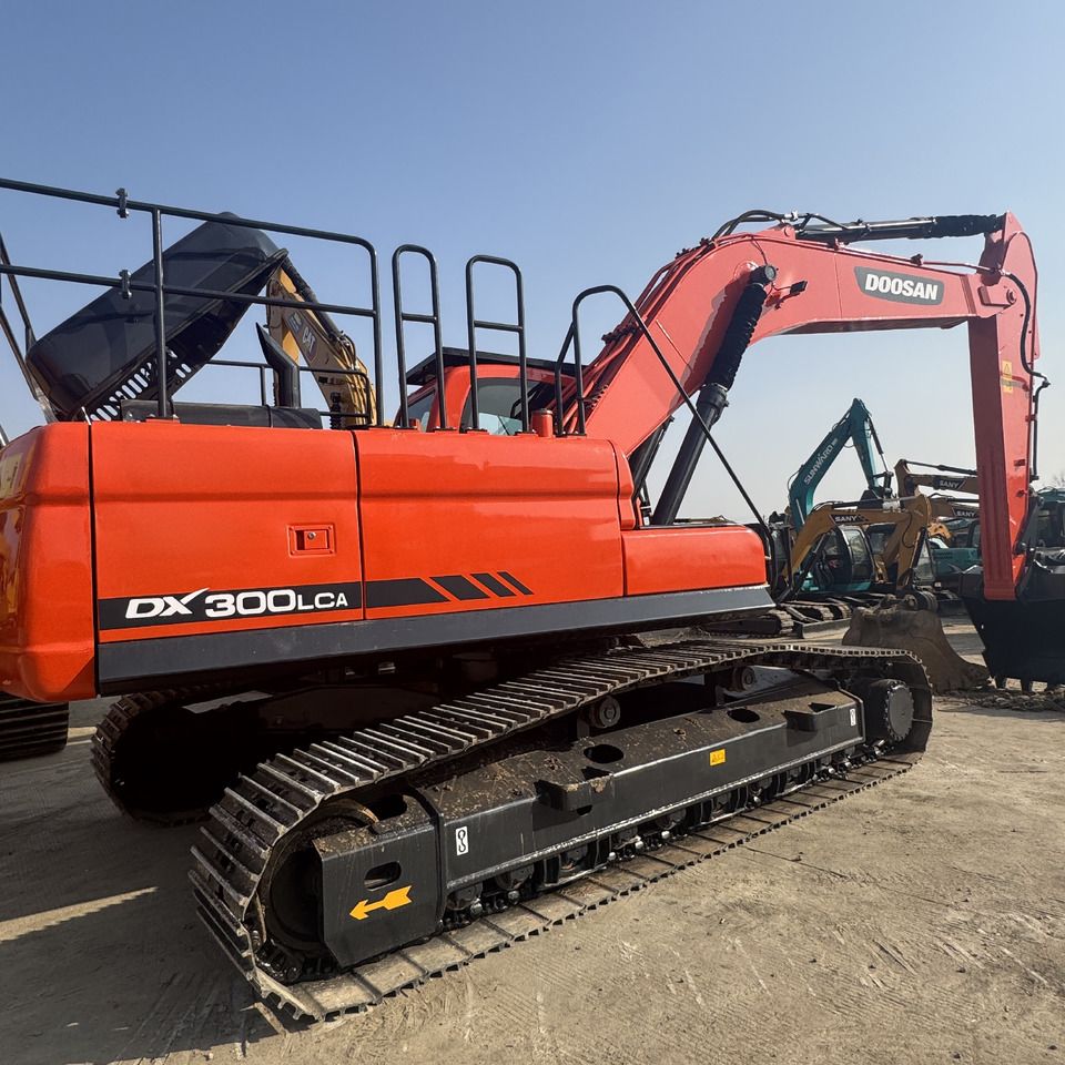2023 Doosan DX300LCA crawler excavator, rear three-quarter view 2023 Doosan DX300LCA crawler excavator, rear three-quarter view