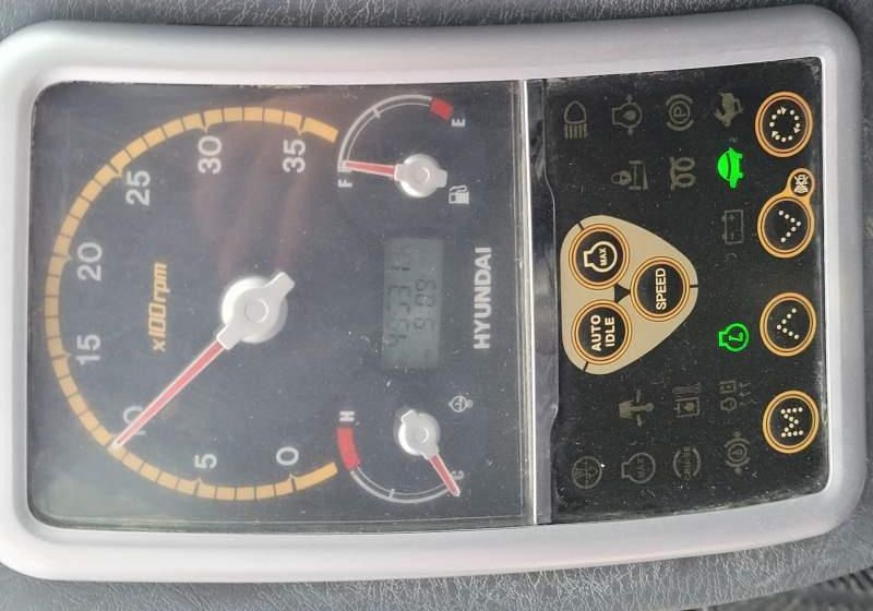 2014 Hyundai R55W-9 wheel excavator instrument cluster 2014 Hyundai R55W-9 wheel excavator instrument cluster