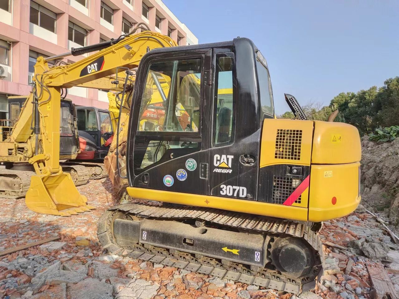 2018 Caterpillar 307D mini excavator, side profile view 2018 Caterpillar 307D mini excavator, side profile view