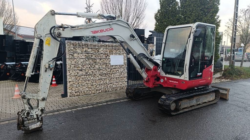 2014 Takeuchi TB260 mini excavator, side view 2014 Takeuchi TB260 mini excavator, side view