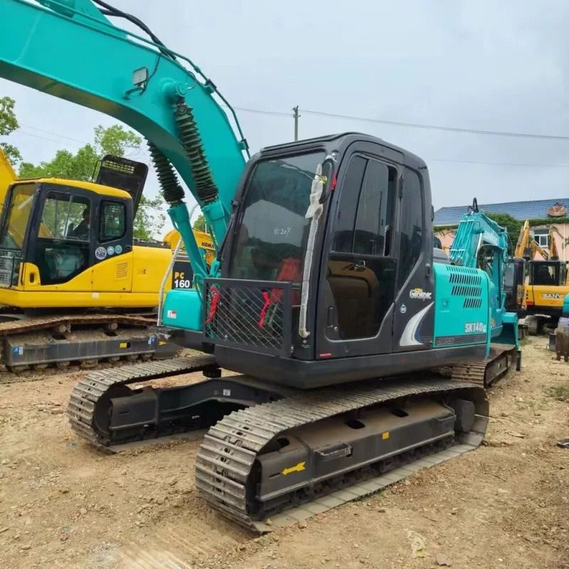 2022 Kobelco SK140 crawler excavator, front three-quarter view
