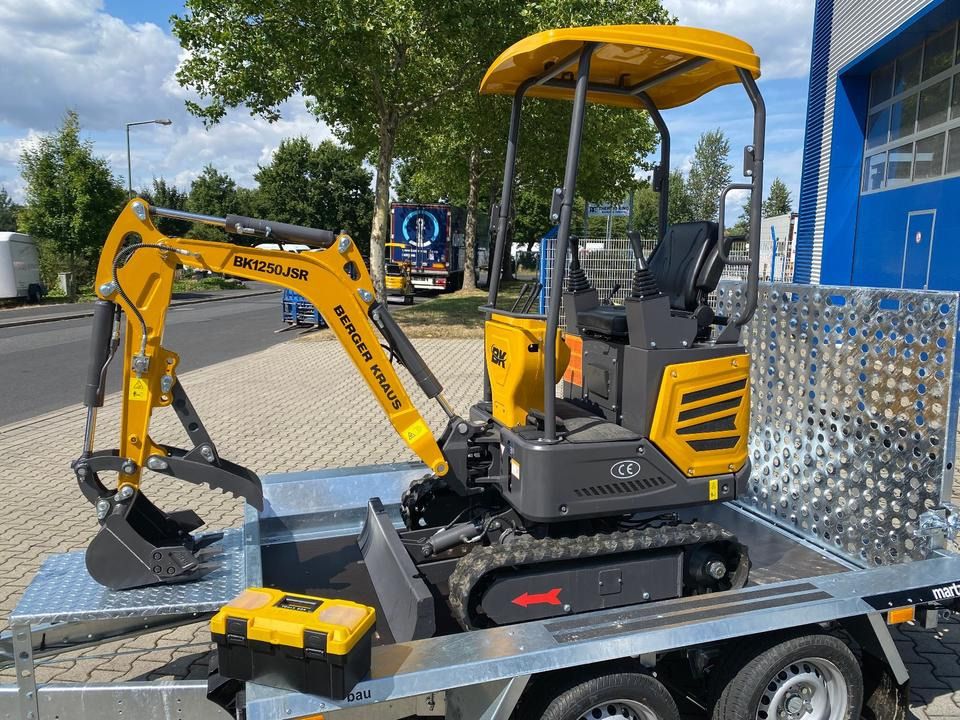 Berger Kraus BK1250JSR mini excavator side view