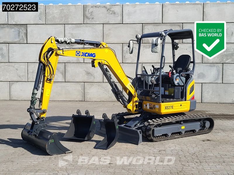 2023 XCMG XE27E mini excavator, side view 2023 XCMG XE27E mini excavator, side view