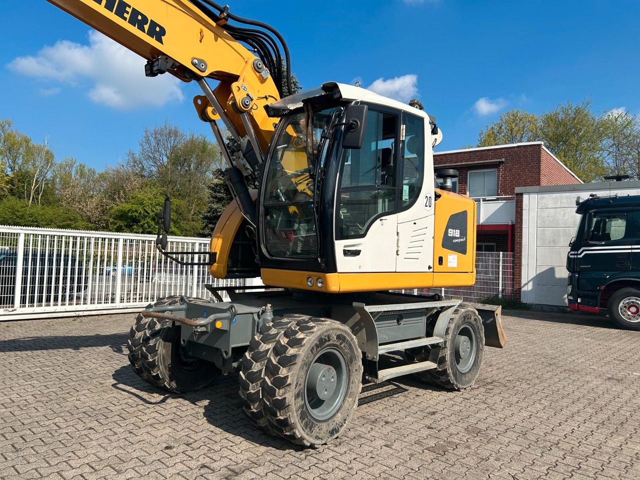 2018 Liebherr A918 Compact Litronic wheel excavator, side view