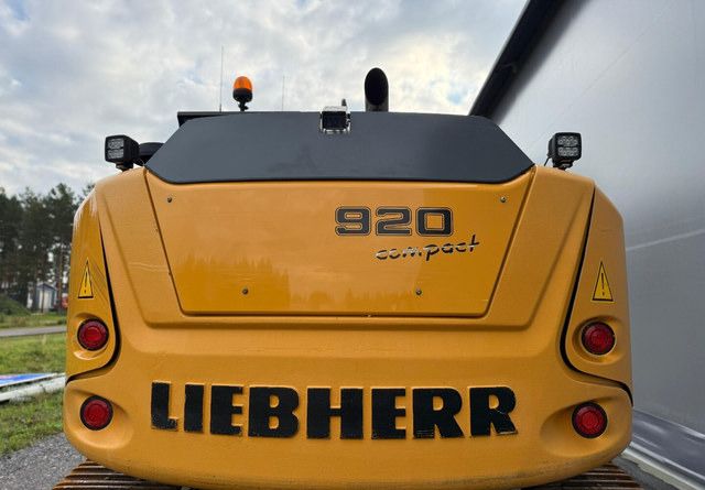 2019 Liebherr 920 Compact crawler excavator rear view