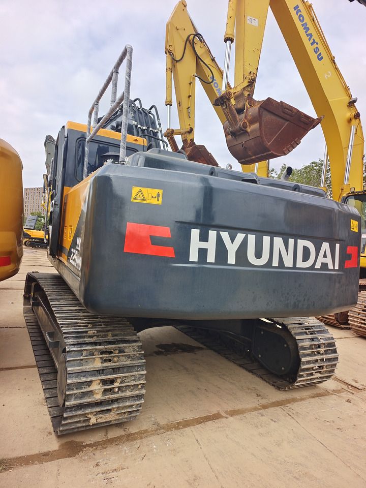 2024 Hyundai HX220HD crawler excavator rear view