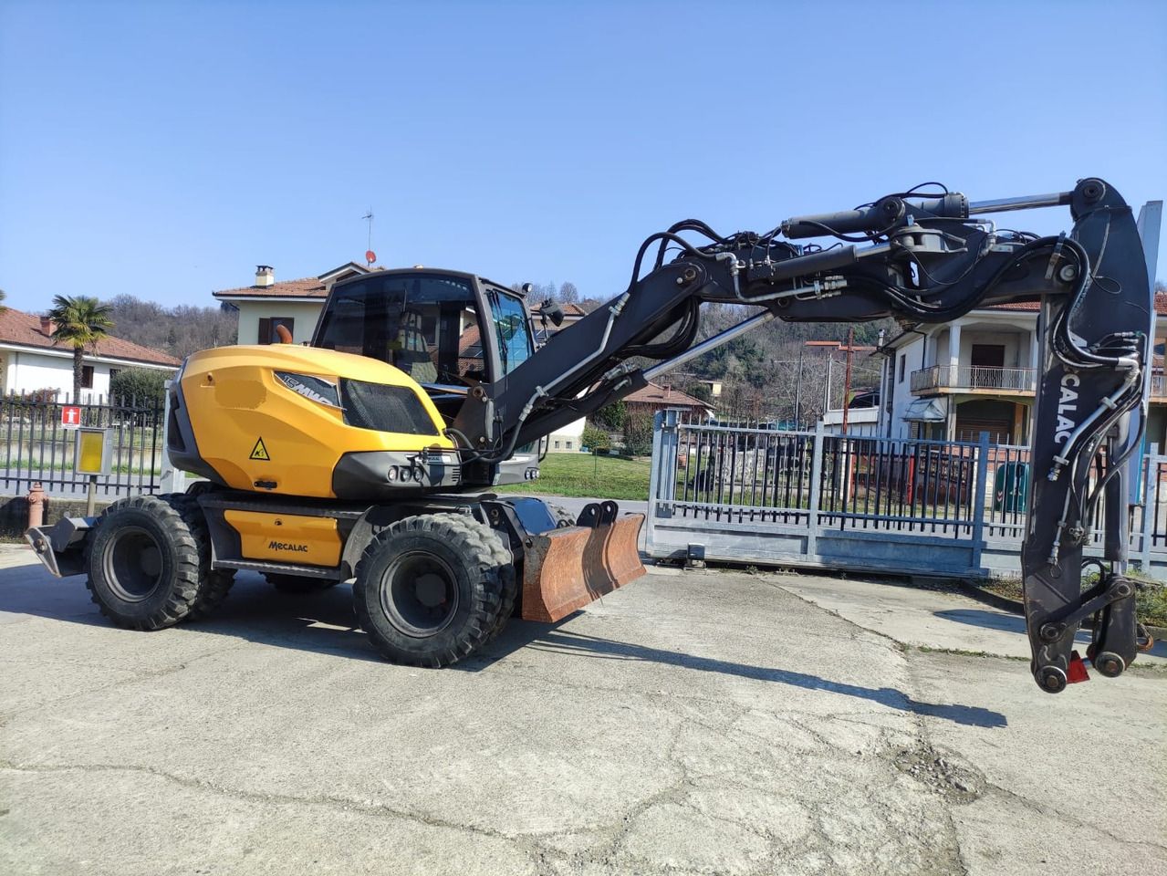 2019 Mecalac 15 MWR wheel excavator, side view 2019 Mecalac 15 MWR wheel excavator, side view