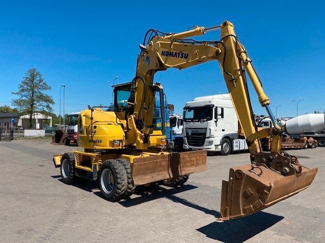2011 Komatsu PW118 MR-8 wheel excavator, front three-quarter view