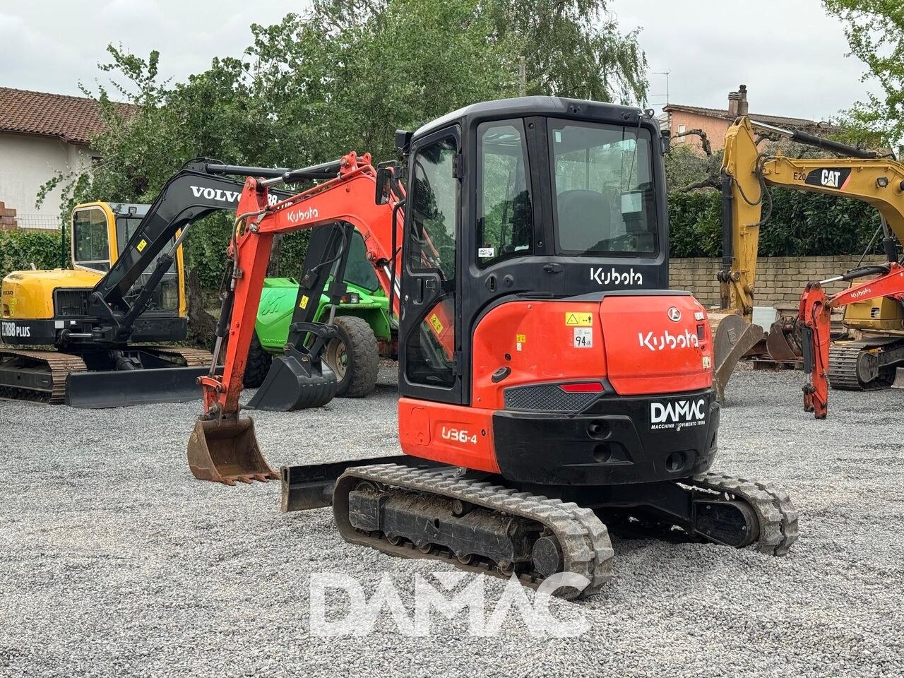 2018 Kubota U36-4 mini excavator, front three-quarter view 2018 Kubota U36-4 mini excavator, front three-quarter view