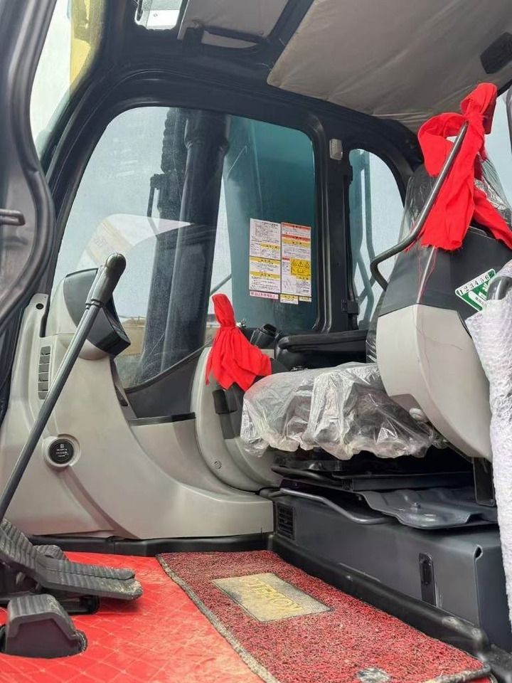 2025 Kobelco SK200 crawler excavator interior view 2025 Kobelco SK200 crawler excavator interior view
