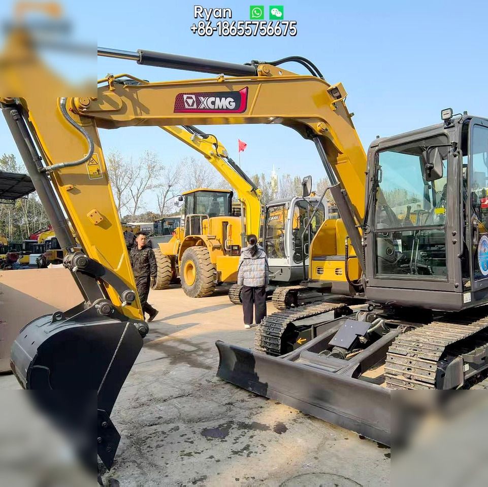 2025 XCMG XE75GA crawler excavator, side view