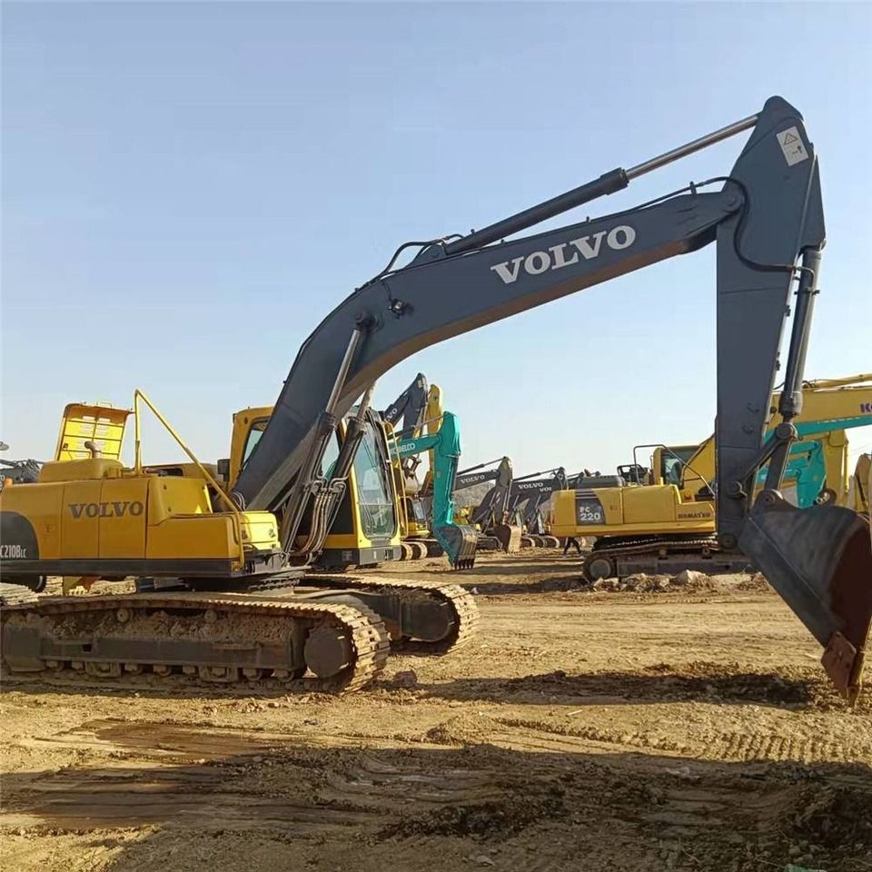 2023 Volvo EC210B crawler excavator, side profile view 2023 Volvo EC210B crawler excavator, side profile view