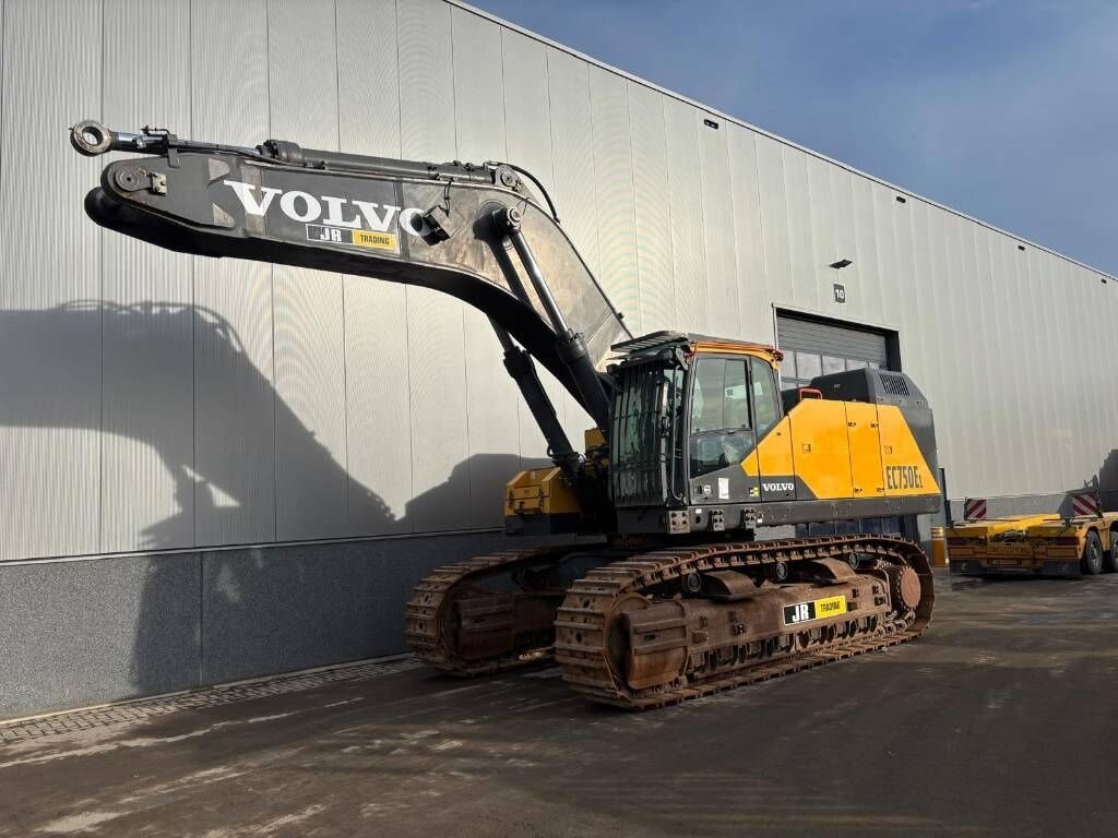 2018 Volvo EC750EL crawler excavator, side profile view