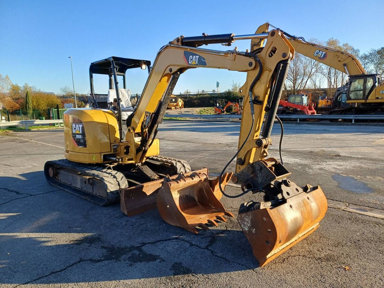 2018 Caterpillar 305E2 crawler excavator, rear three-quarter view
