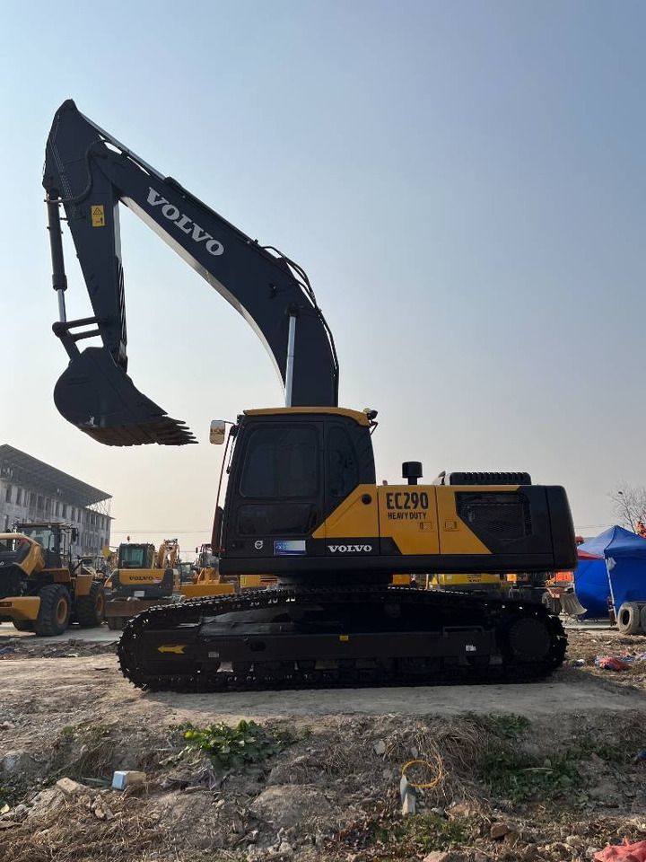 2025 Volvo EC290 crawler excavator side view
