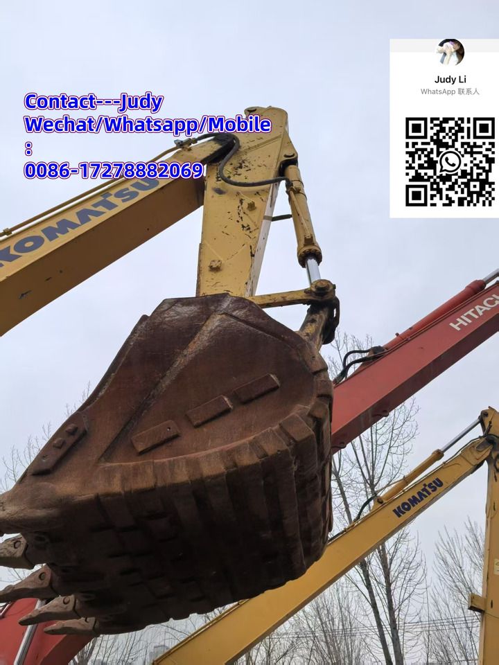 2021 Komatsu PC360 excavator bucket and boom detail