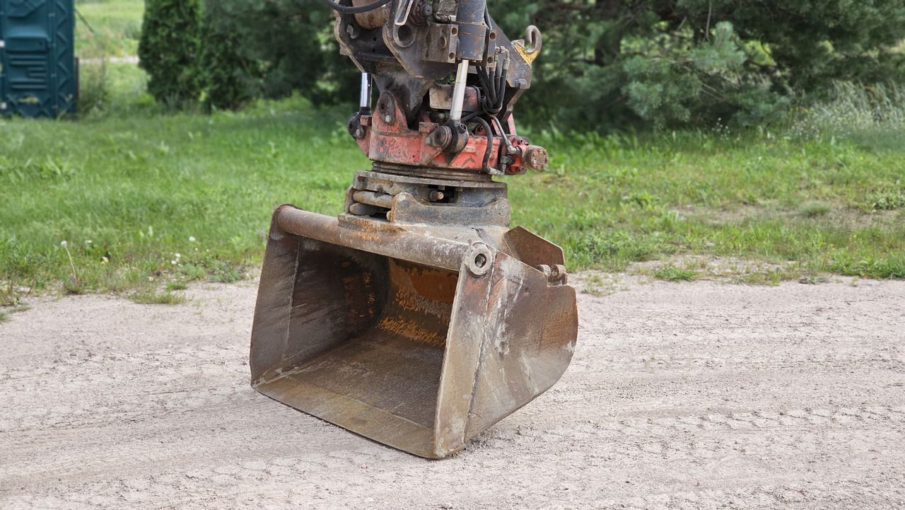 1996 Atlas 1304KZW wheel excavator bucket attachment 1996 Atlas 1304KZW wheel excavator bucket attachment