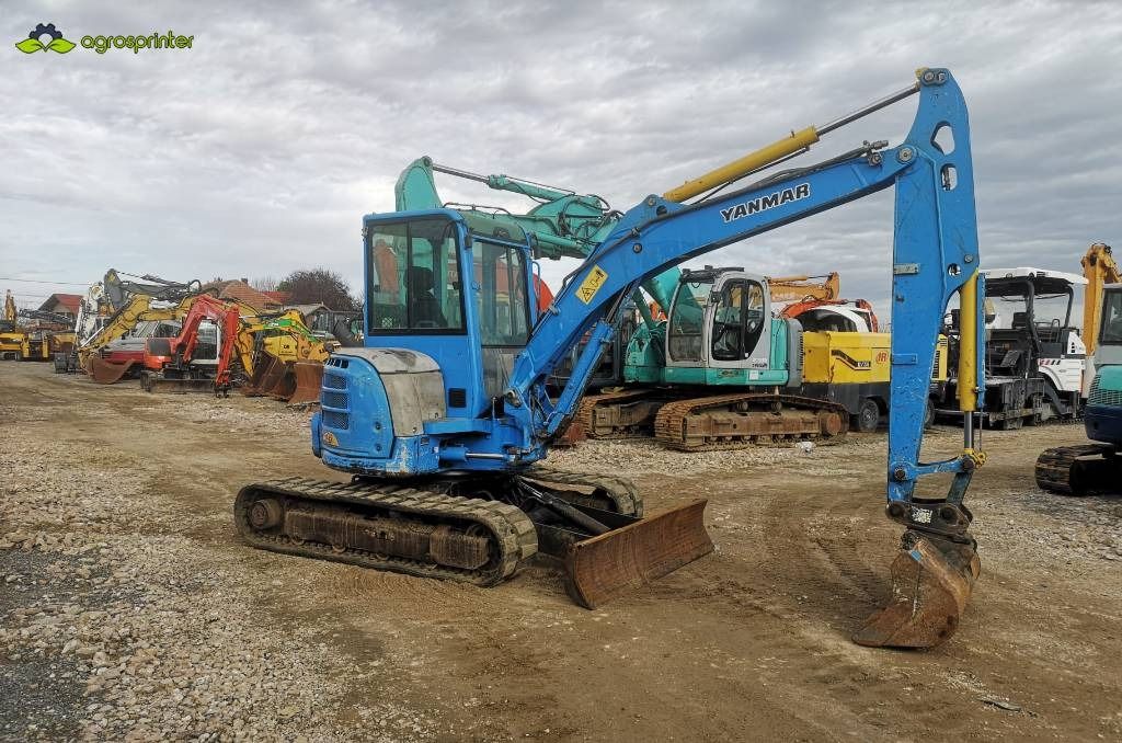 2013 Yanmar VIO57 mini excavator, side view 2013 Yanmar VIO57 mini excavator, side view