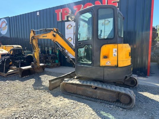 2016 Bobcat E35 mini excavator, side view 2016 Bobcat E35 mini excavator, side view