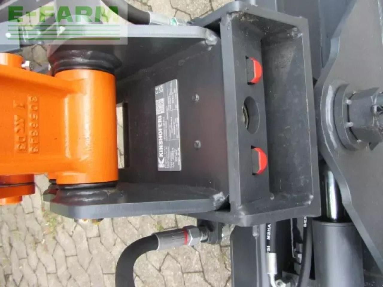2022 Hitachi ZX17U mini excavator quick coupler detail