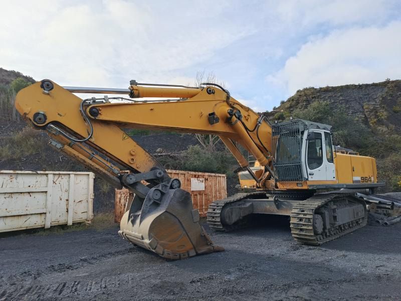 2008 Liebherr R964C HD LITRONIC crawler excavator, side profile view 2008 Liebherr R964C HD LITRONIC crawler excavator, side profile view