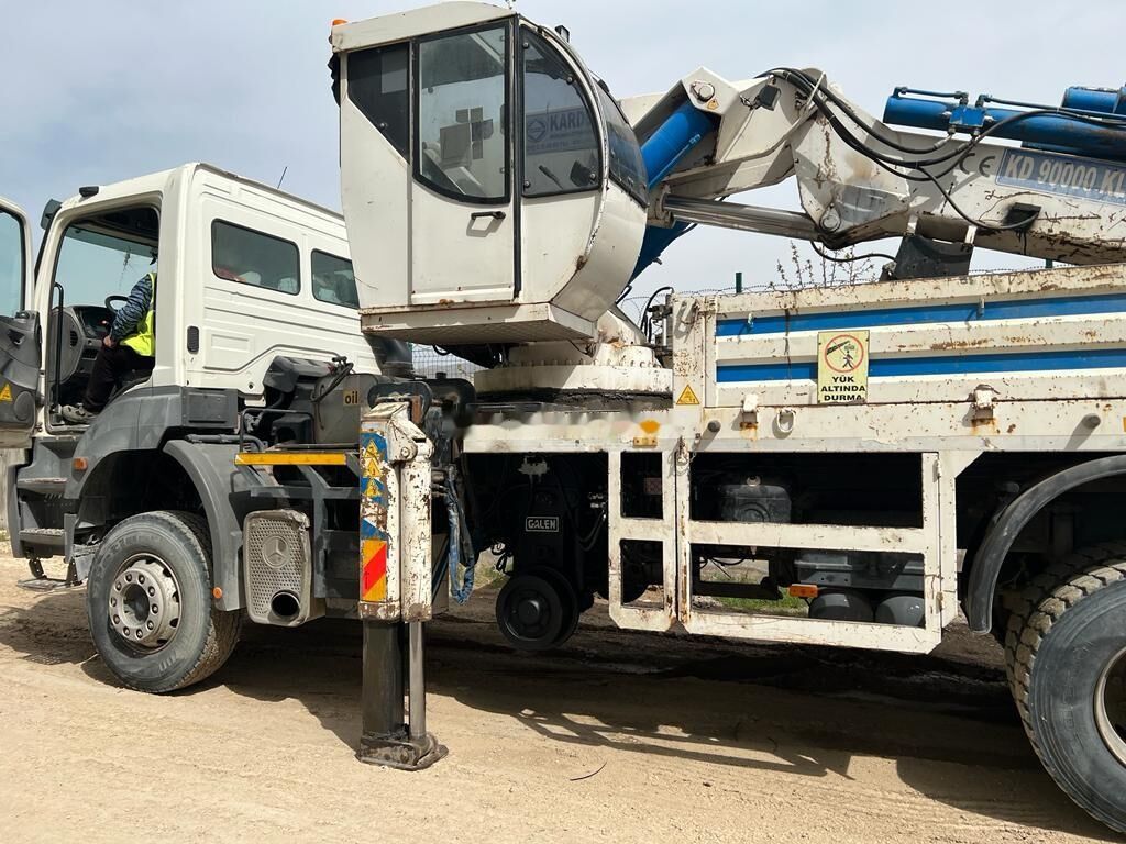 2022 Galen Rail Mover wheel excavator side view 2022 Galen Rail Mover wheel excavator side view