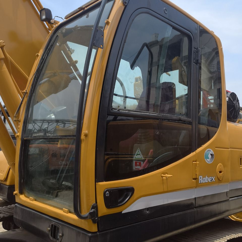 2023 Hyundai R220LC-9 crawler excavator cab view