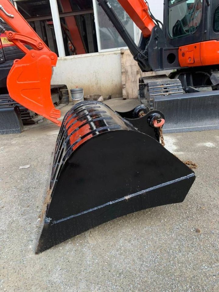 2023 Doosan DX75 mini excavator bucket attachment 2023 Doosan DX75 mini excavator bucket attachment