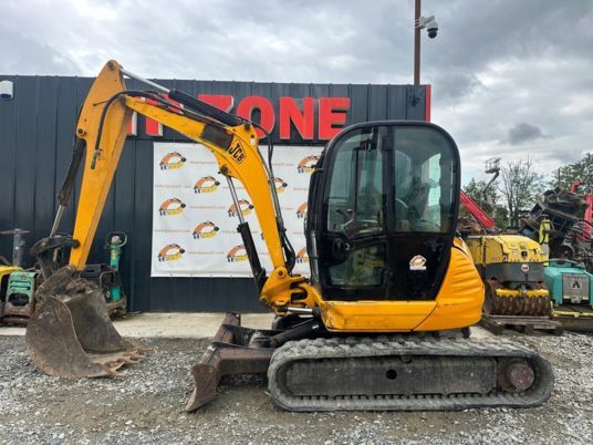 2010 JCB 8055 mini excavator, side view