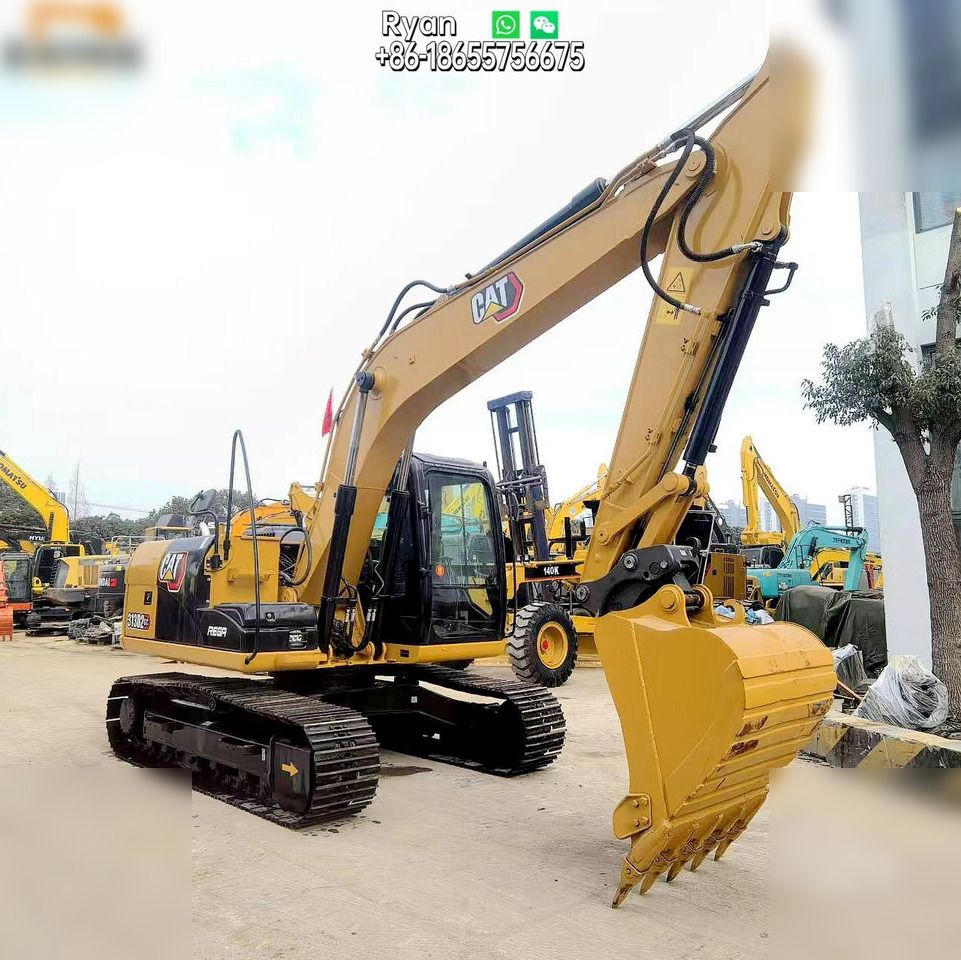 2022 Caterpillar 313D2 GC crawler excavator, side view 2022 Caterpillar 313D2 GC crawler excavator, side view