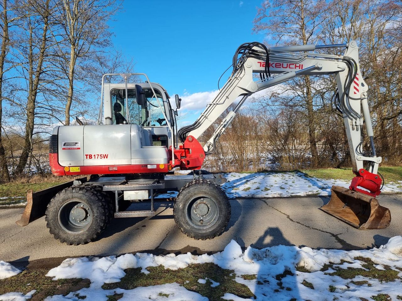 2013 Takeuchi TB175 W wheel excavator, side profile view