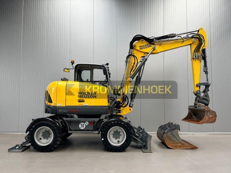 2021 Wacker Neuson EW100 wheel excavator, side profile view 2021 Wacker Neuson EW100 wheel excavator, side profile view