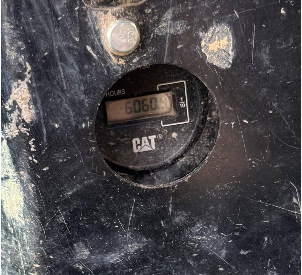 2011 Caterpillar 304DCR hour meter detail 2011 Caterpillar 304DCR hour meter detail