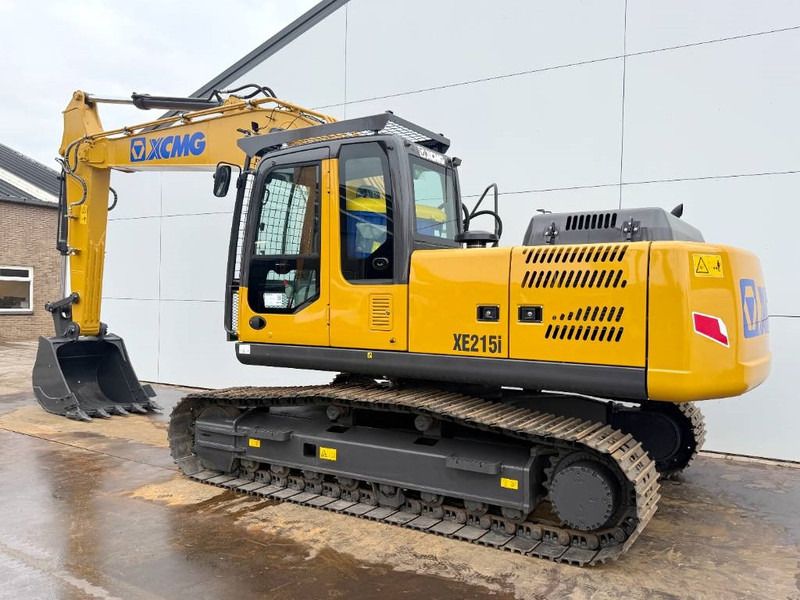 2025 XCMG XE215I crawler excavator, side view 2025 XCMG XE215I crawler excavator, side view