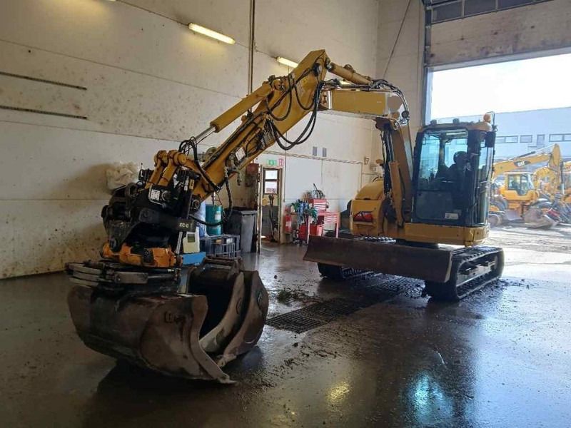 2018 Komatsu PC78US-10 mini excavator, side view 2018 Komatsu PC78US-10 mini excavator, side view
