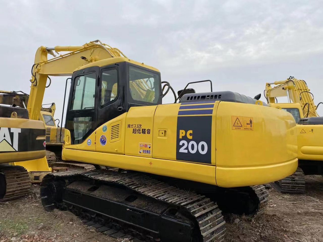 2023 Komatsu PC200-7 crawler excavator, side view
