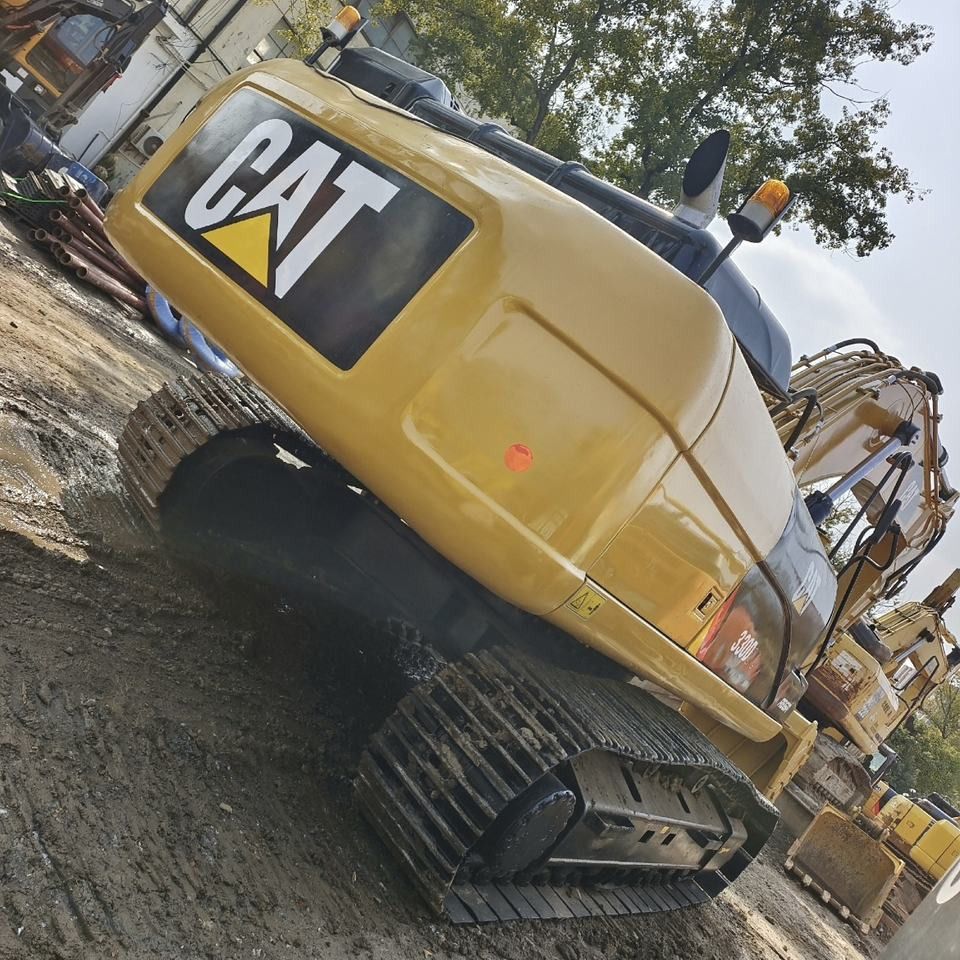 2021 Caterpillar 330D crawler excavator, rear view