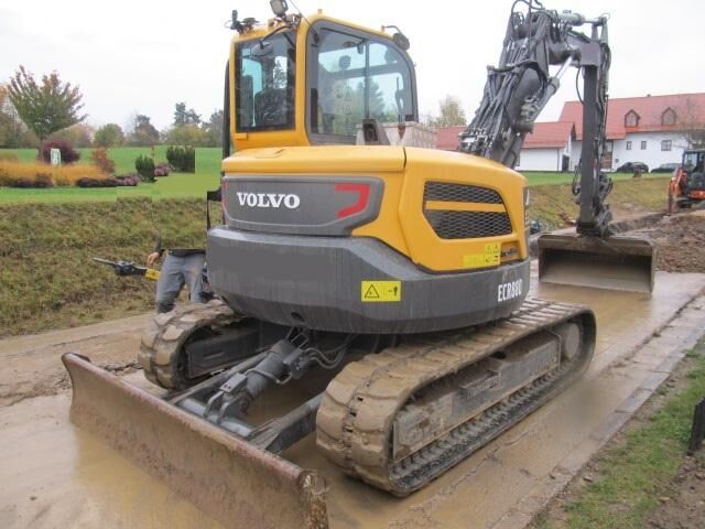 2019 Volvo ECR88D mini excavator, front three-quarter view