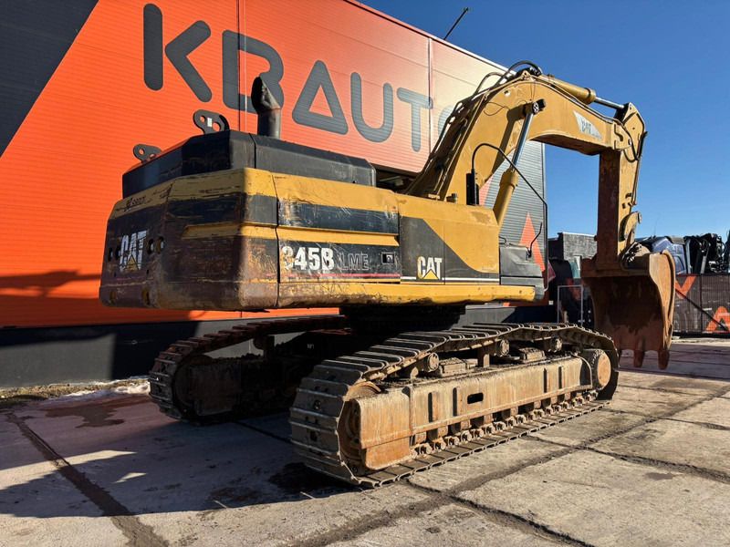 1999 Caterpillar 345B LME crawler excavator, rear three-quarter view 1999 Caterpillar 345B LME crawler excavator, rear three-quarter view