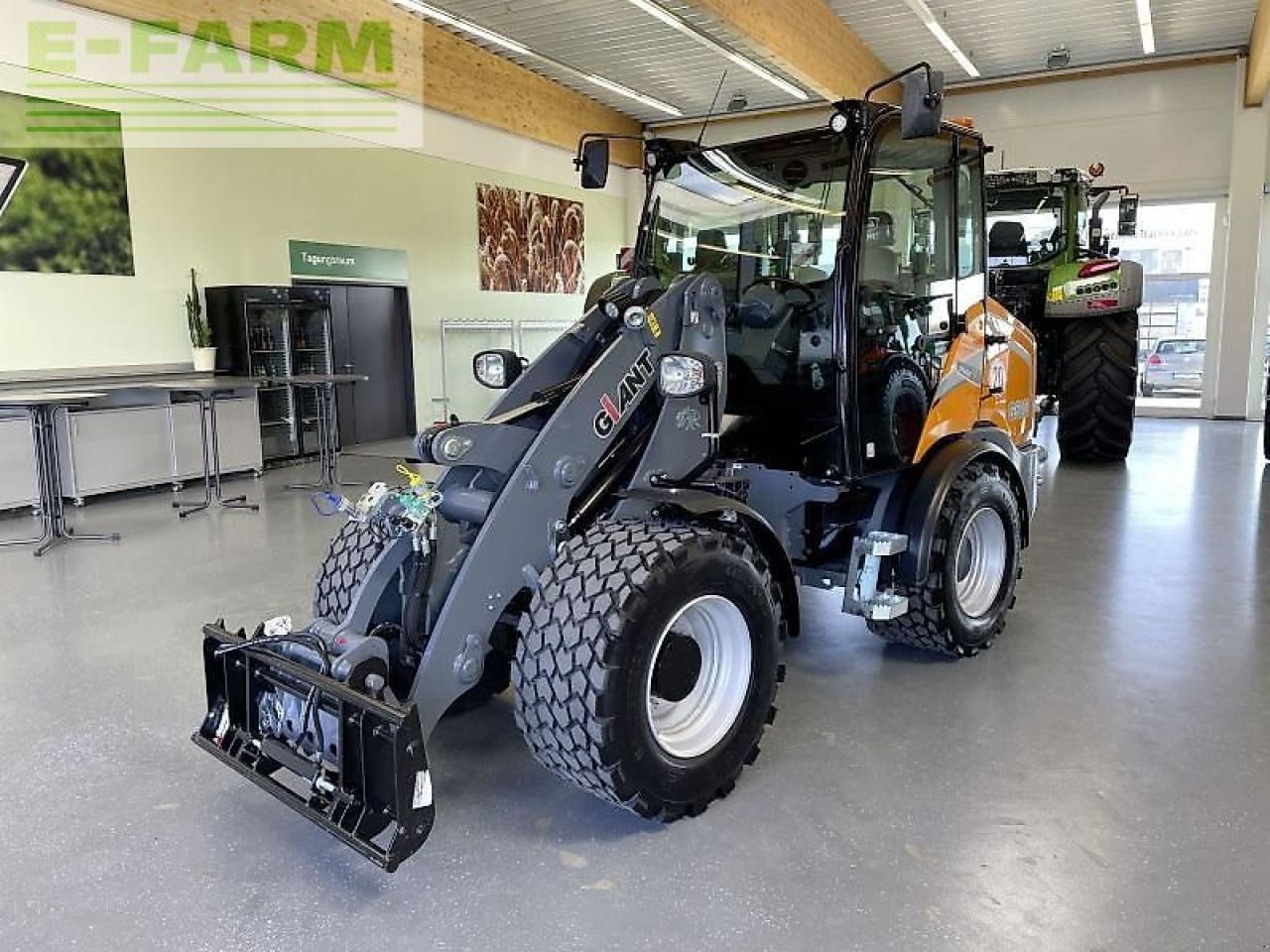 2024 Giant G5000 wheel loader, front three-quarter view 2024 Giant G5000 wheel loader, front three-quarter view