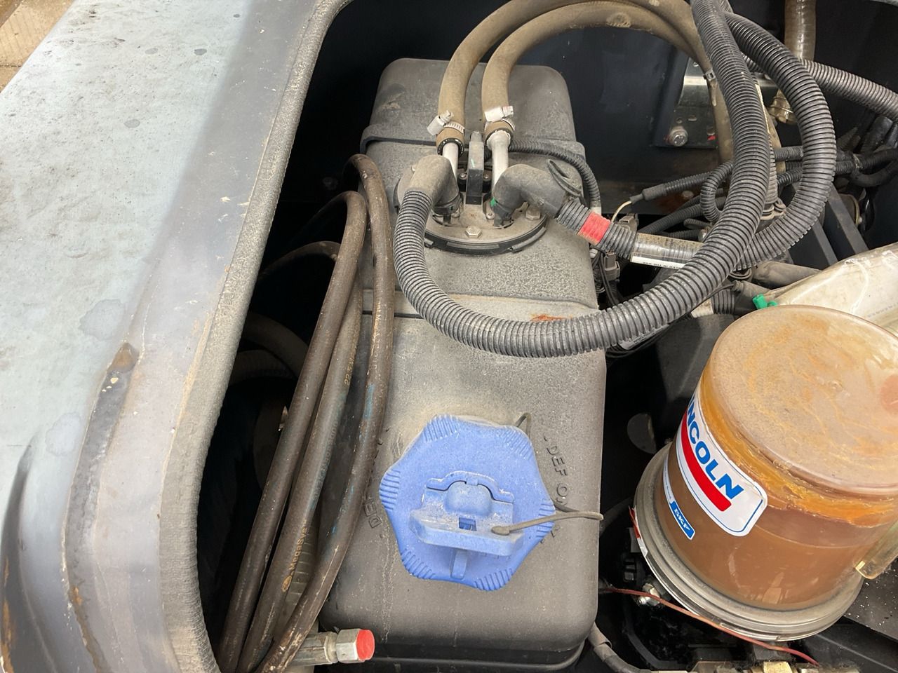 2018 XCMG XE210U engine compartment detail 2018 XCMG XE210U engine compartment detail