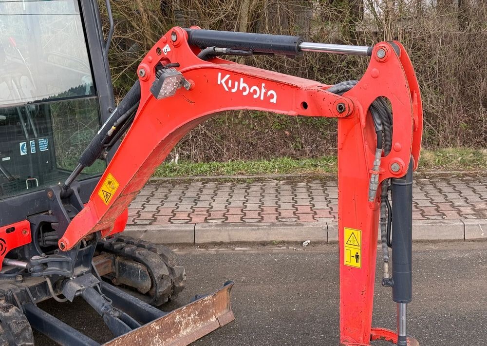 2015 Kubota KX016-4 mini excavator boom and arm detail 2015 Kubota KX016-4 mini excavator boom and arm detail