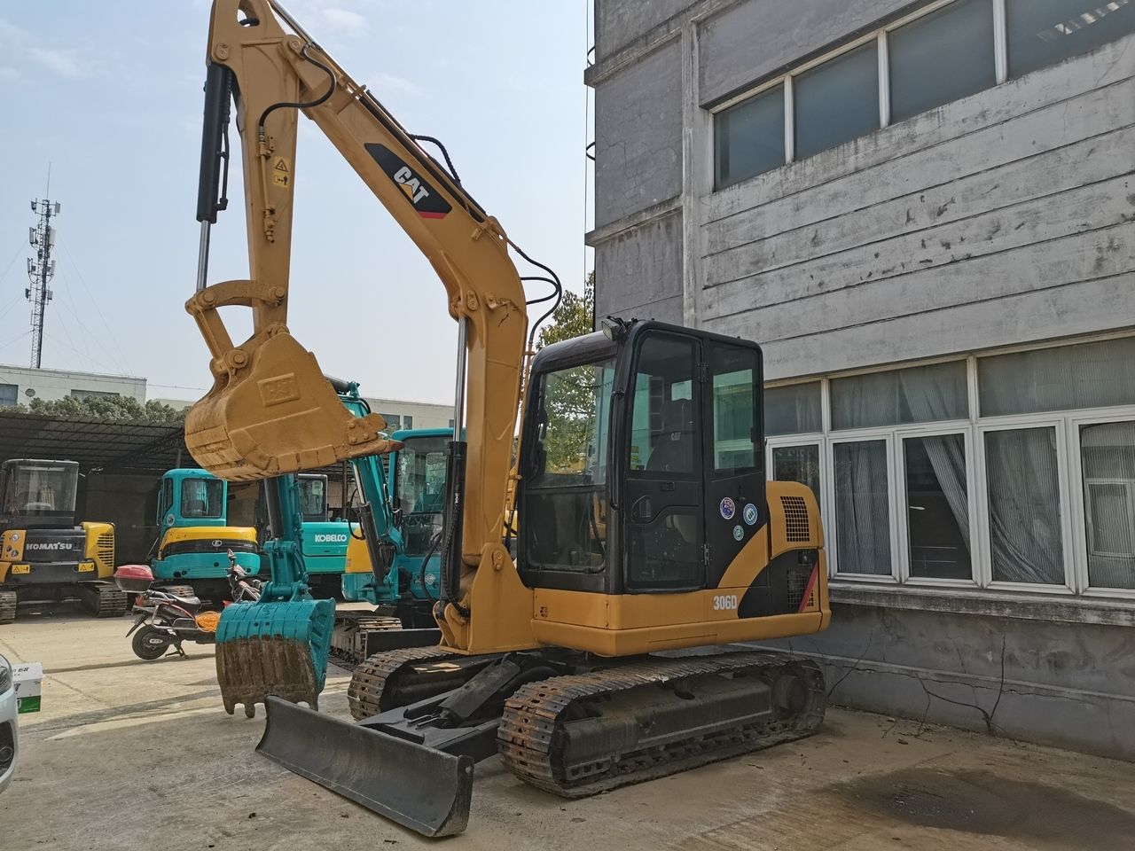 2013 Caterpillar 306D crawler excavator, side view