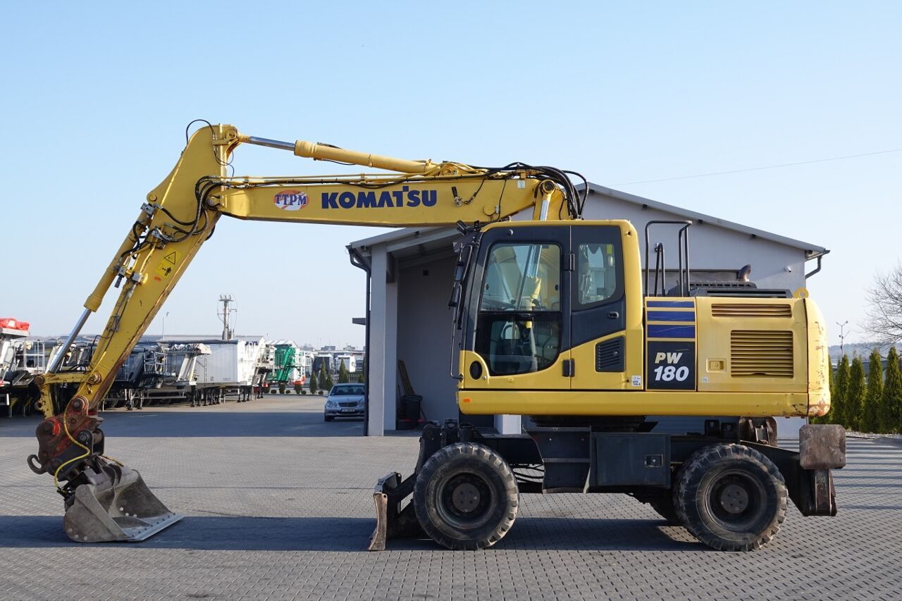 2017 Komatsu PW180-10 Колісний екскаватор 2017 Komatsu PW180-10 Колісний екскаватор